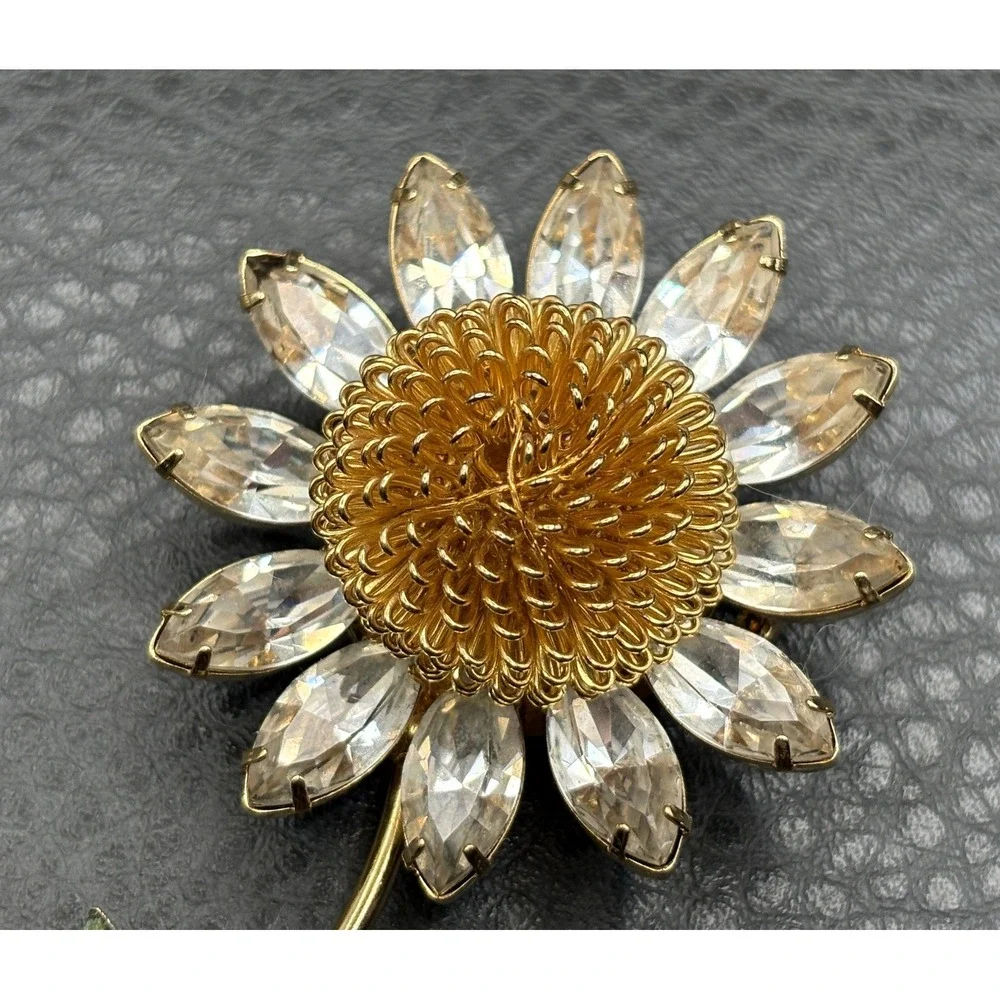 HUGE Vintage Daisy Flower Brooch Crystal Rhinestone Pin Gold Tone